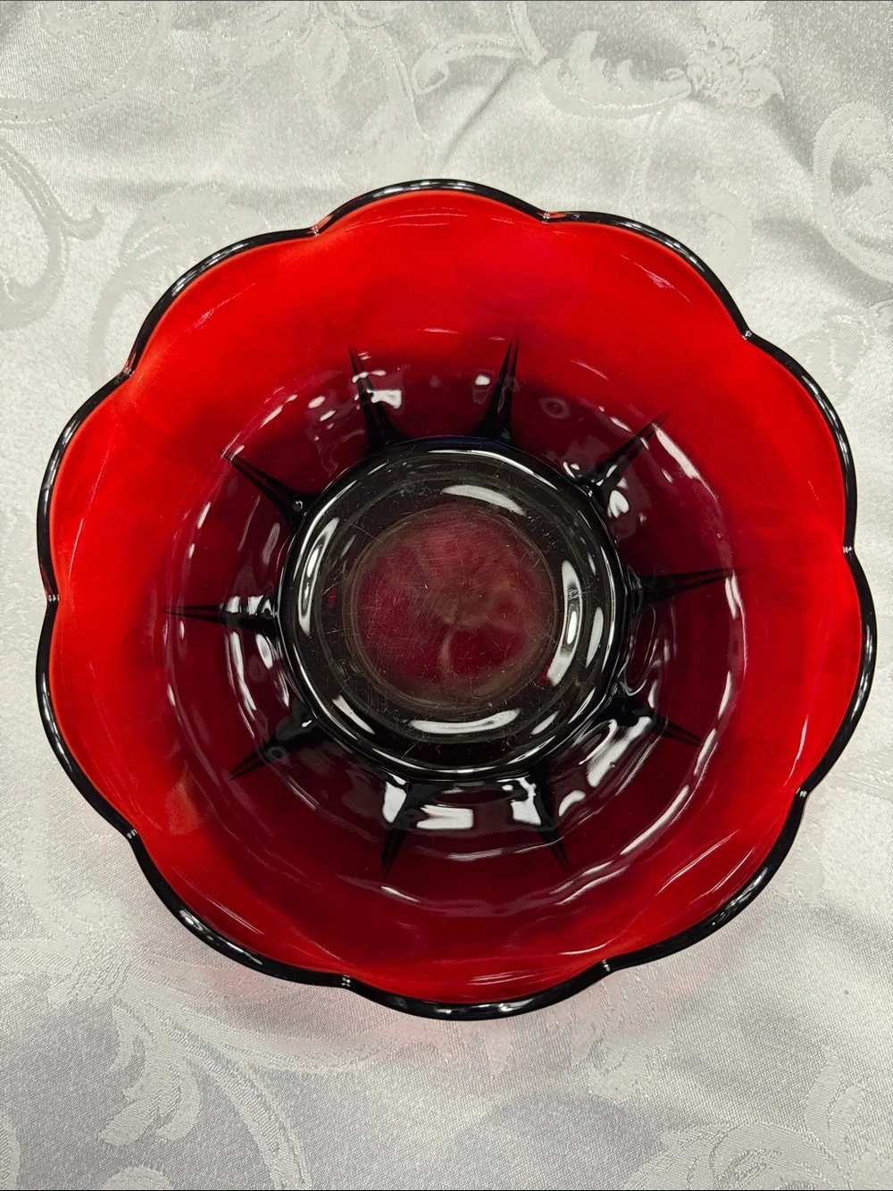Vtg. Anchor Hocking Royal Ruby red serving bowl. 8” diameter.
